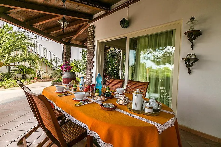 Calasetta Four Seasons Bed and Breakfast Bed & Breakfast