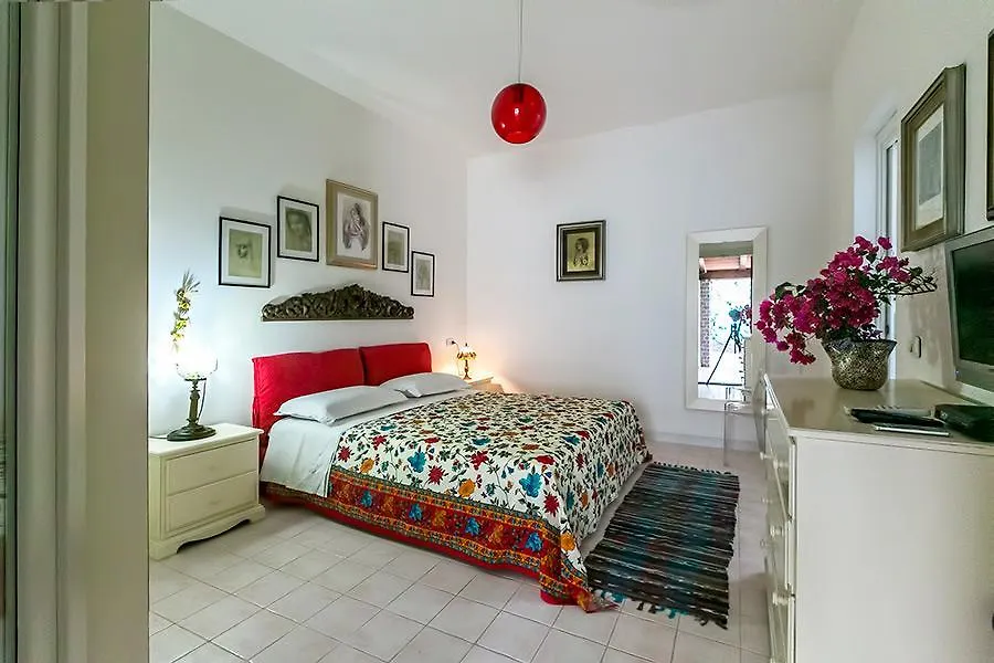 Calasetta Four Seasons Bed and Breakfast Bed & Breakfast